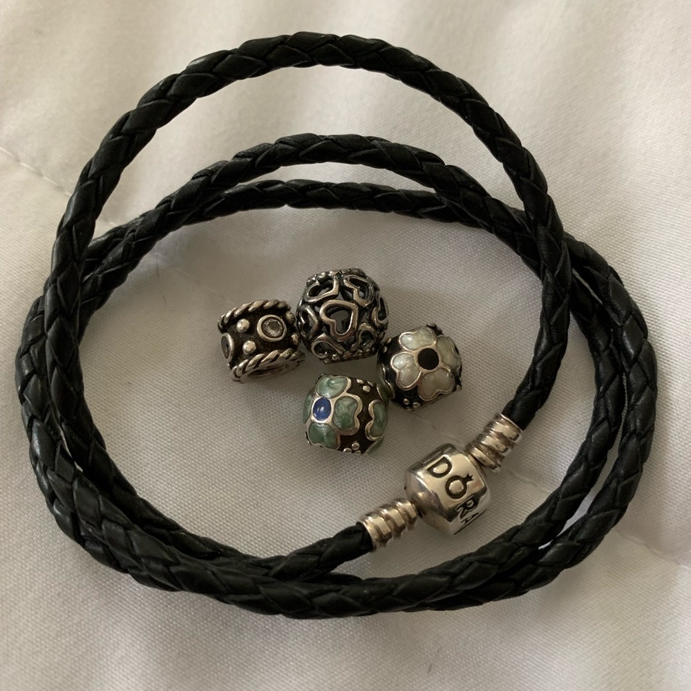 PANDORA rope bracelet with charms